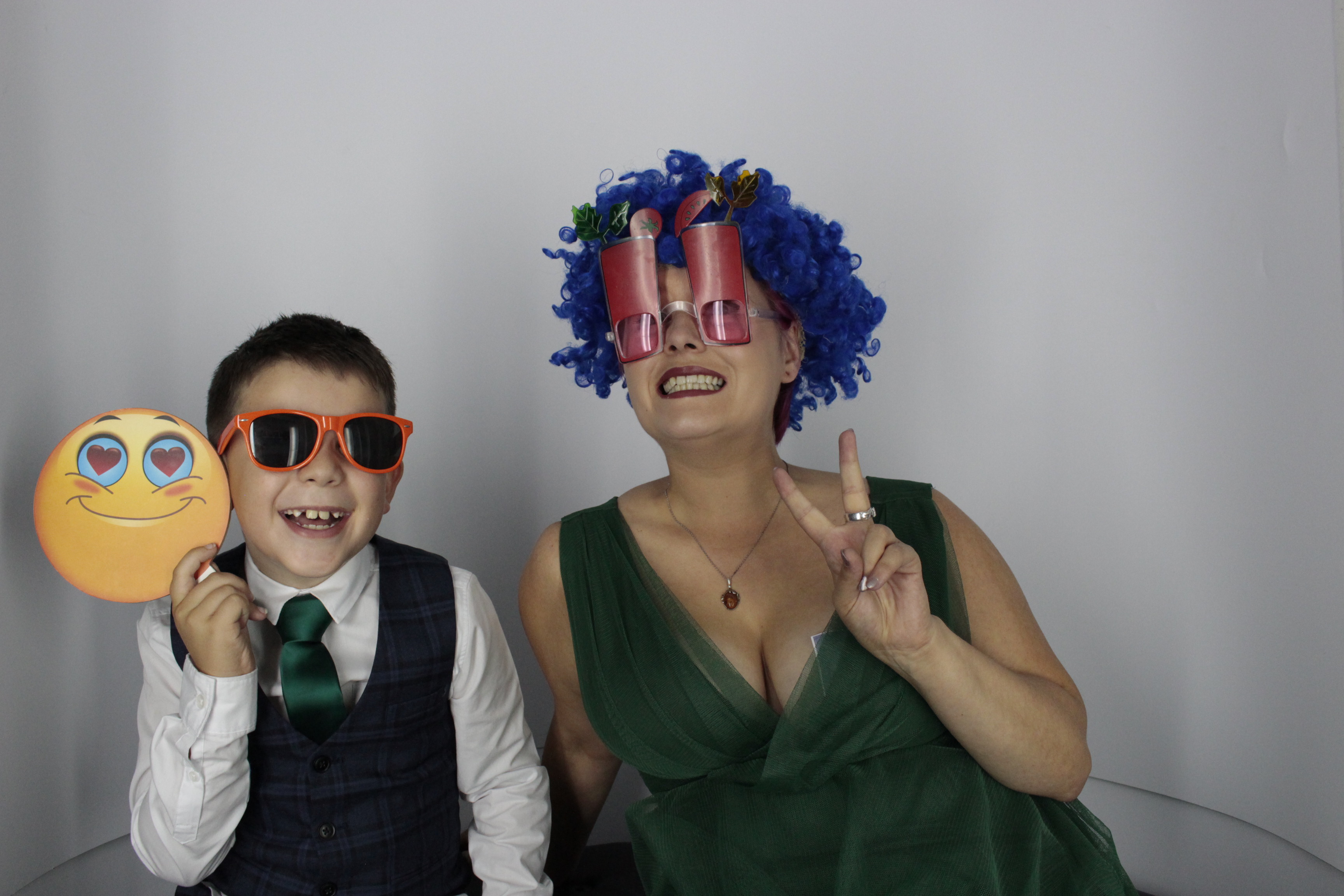 Ben & Kelly's Wedding | View more photos from the event at gallery.myphotoboothexperience.co.uk/u/MyPhotoBoothExperienceLtd/Ben-Kellys-Wedding